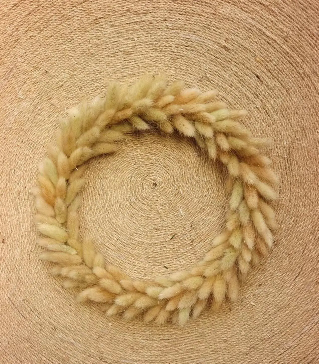 Premium Soft Dream Wooden Wedding Garlands & Wreaths, 30cm Wreath Frame with Pampas Grass - Perfect Kindle Home Decor