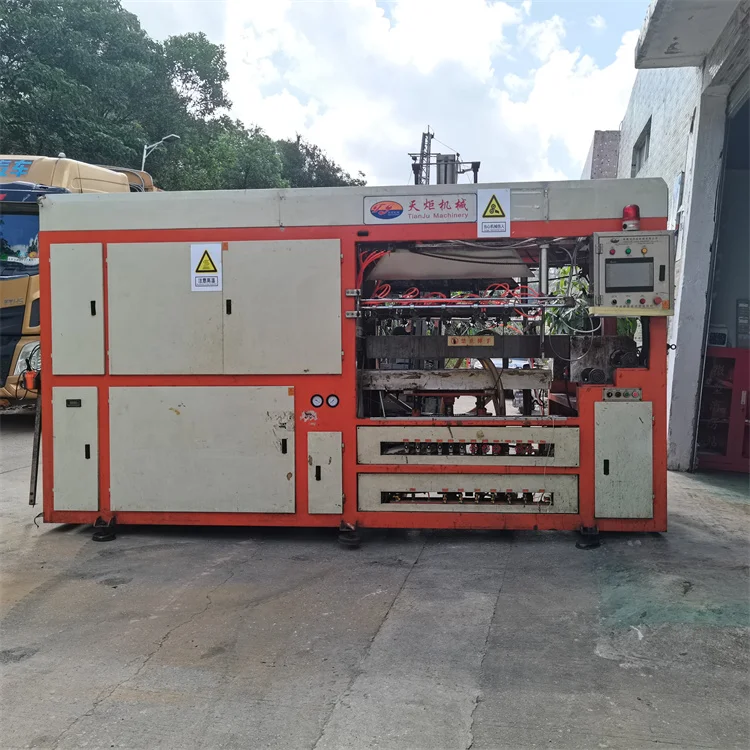 PET Plastic Four Station Plastic Vacuum Forming Machines for Egg Tray with Factory Price in China