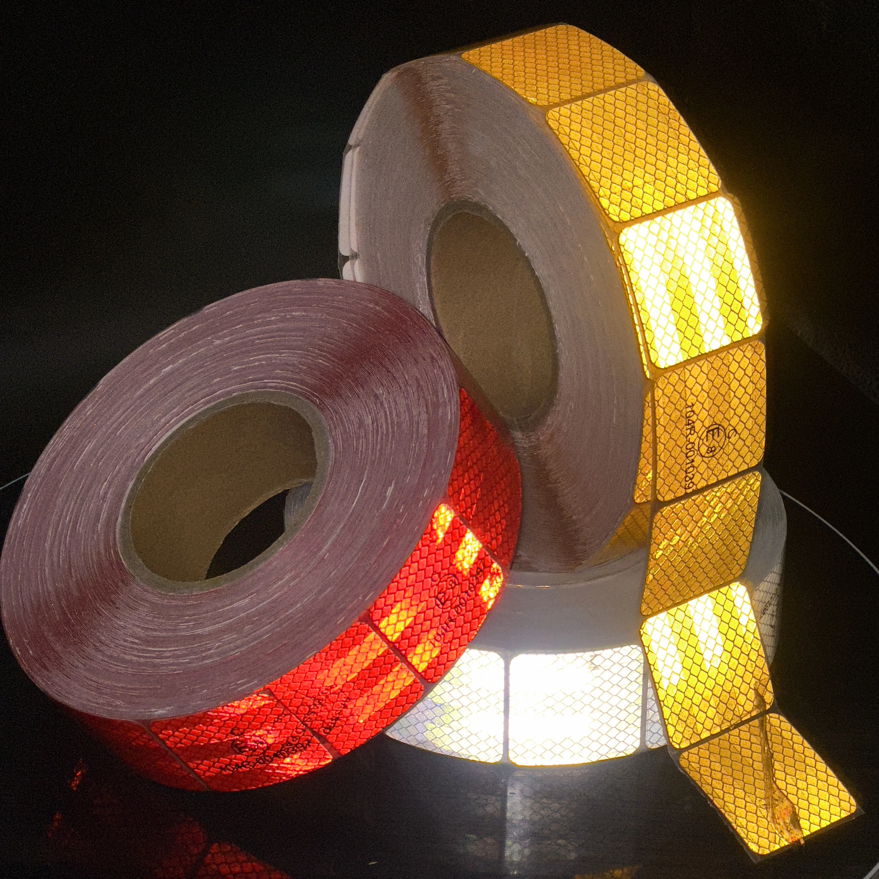 5cm*45.7m E1 ECE 104R Certificated EMARK Reflector Segmented Retro Reflective Tape Sticker For Vehicles Truck Cars Tailer Safety