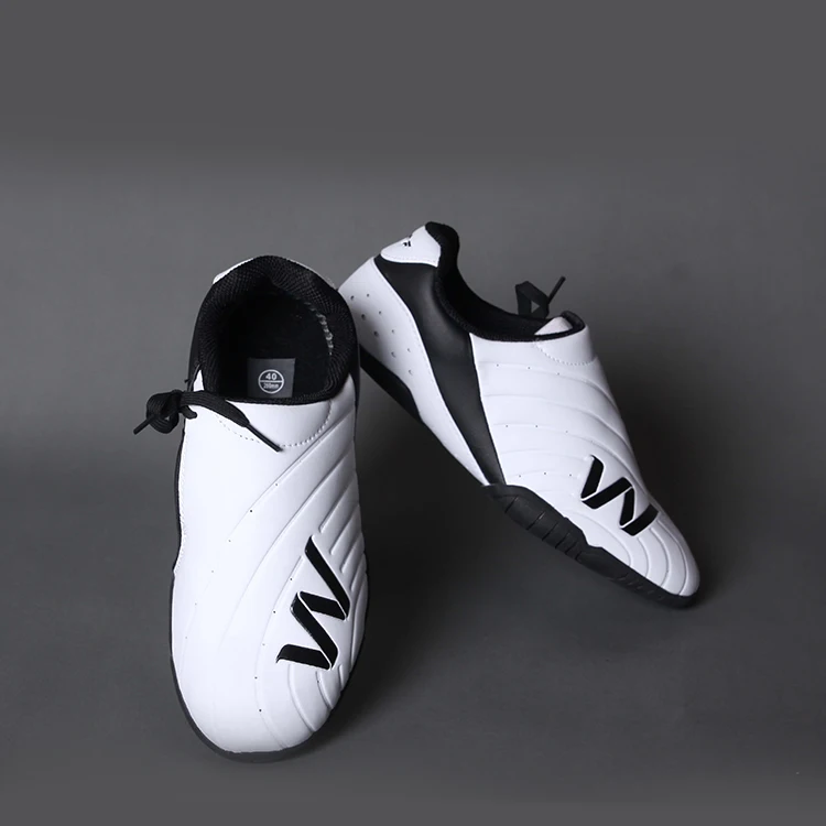High end taekwondo karate judo boxing shoes made in China factory