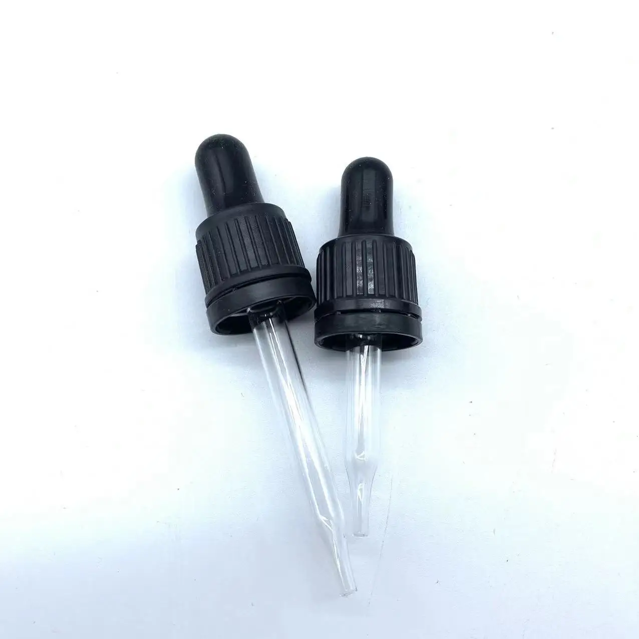 18/415 Chemical resistant glass dropper top for bottles with tamper ring function