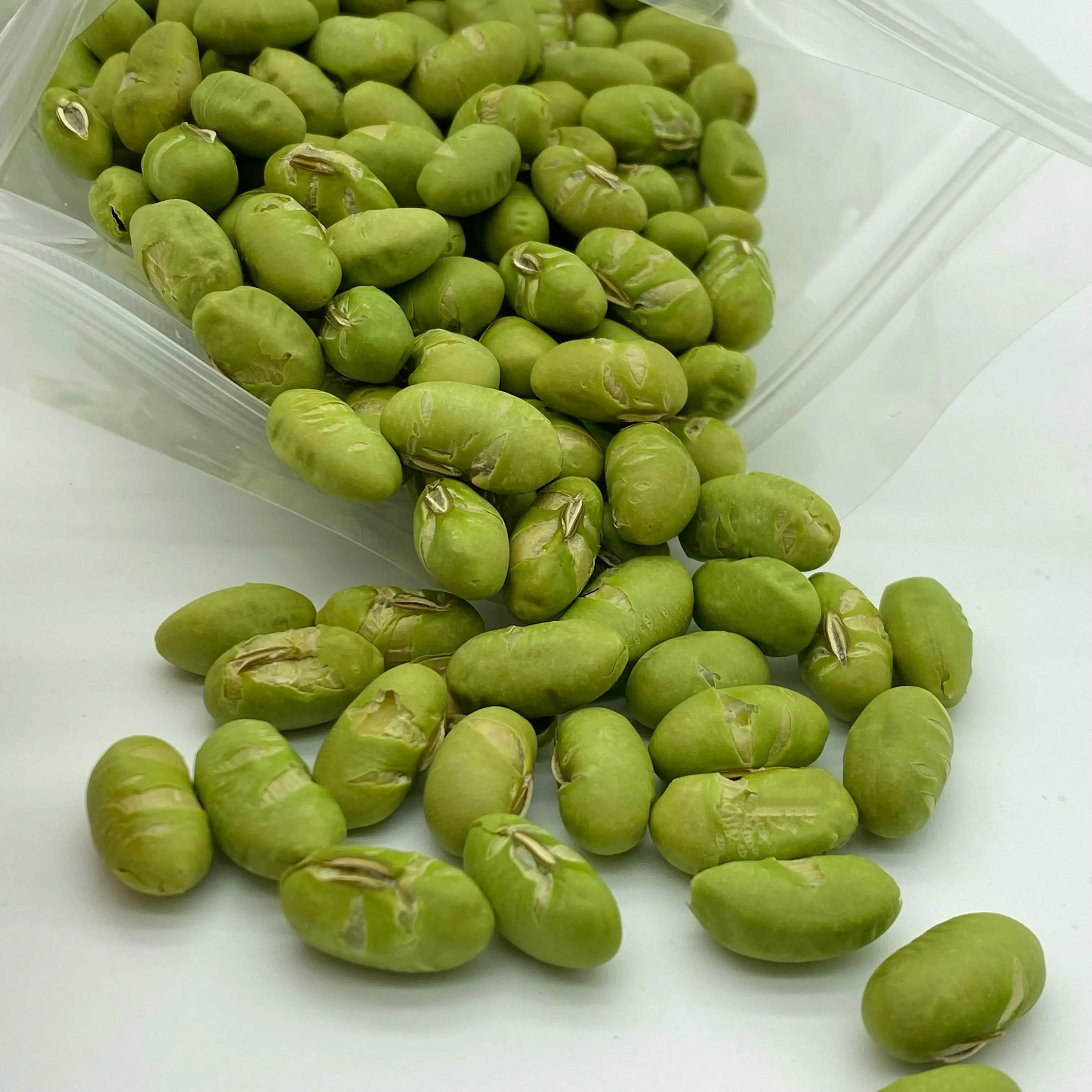 Nutritious Vegan Snack: Roasted Edamame & Green Beans - Delicious Chinese Healthy Flavor