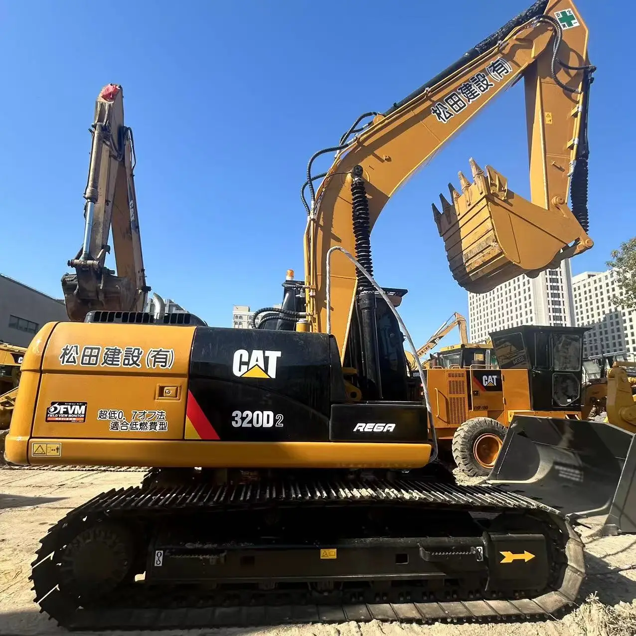 Экскаватор Cat 320d2 20 тонн оптом