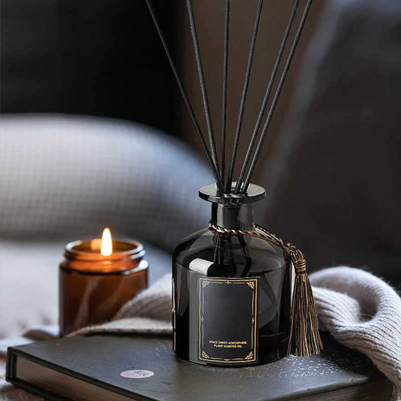 DGC Private Label 50ML Home Decor Classic Black Hotel Perfume Fragrance Natural Essential Oil Reed Diffuser With Aroma Stick