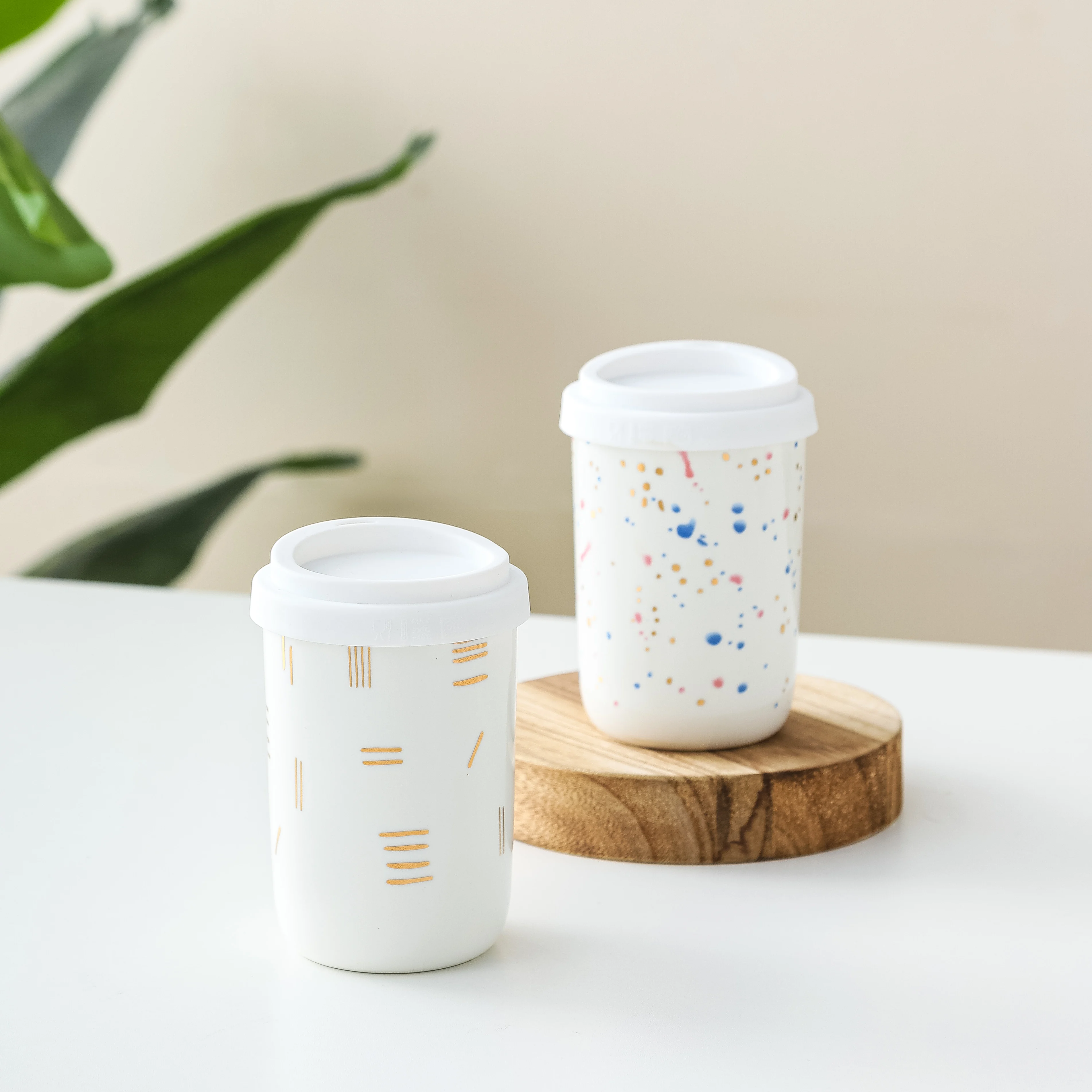 Wholesale Custom New design personalized unique no handle ceramic travel mug with silicone lid