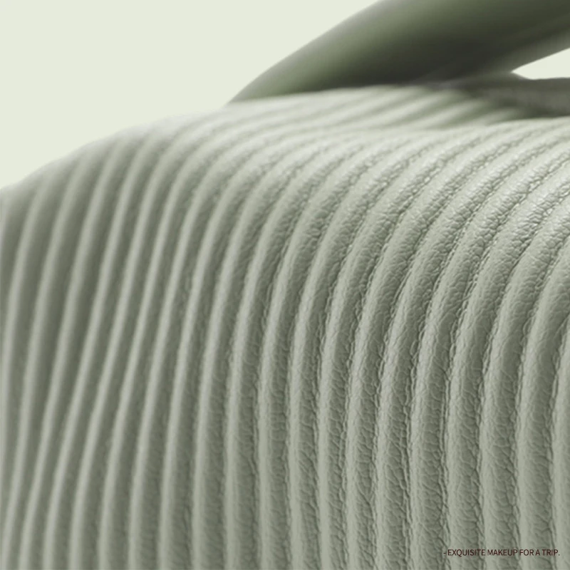 Wholesale OEM Portable Travel Toiletry Bag Custom Logo Waterproof Women Beauty Makeup Bags With Private Label Cosmetic Bag