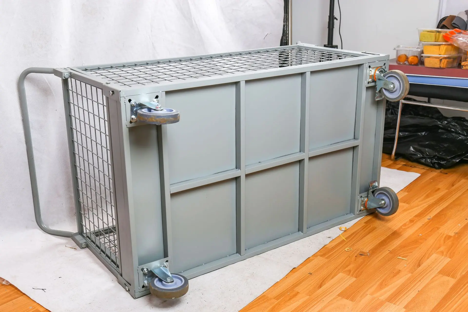 150kg 300kg folding plastic trolley cart with wheels hand trolley with fence