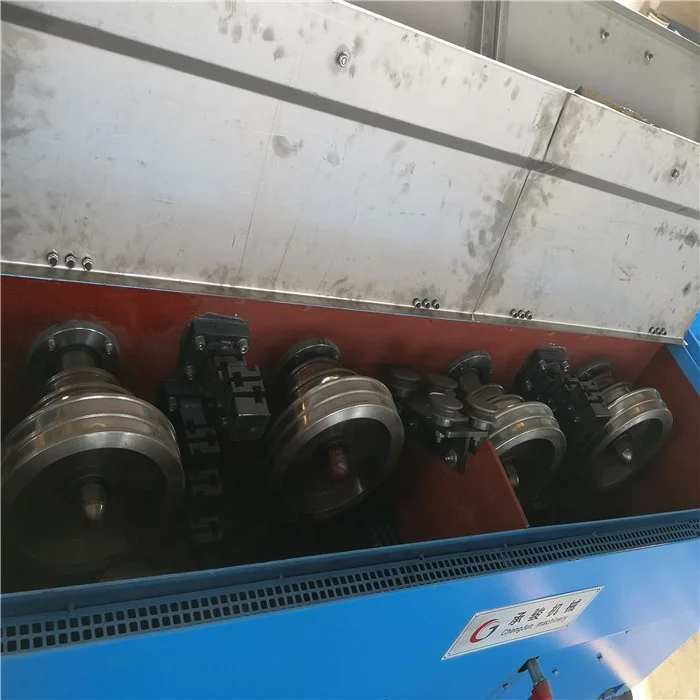 
 Китайское производство, машина для волочения проволоки с прямой линией  