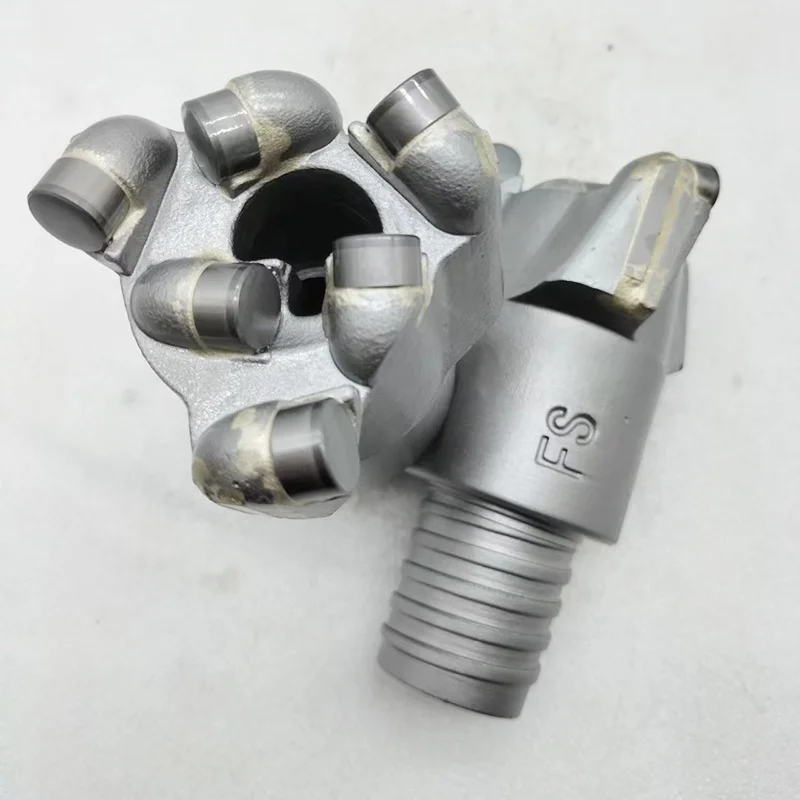 High Quality Carbide Tipped Low Prices Oil Well Mining Rock Drilling PDC Core Bits