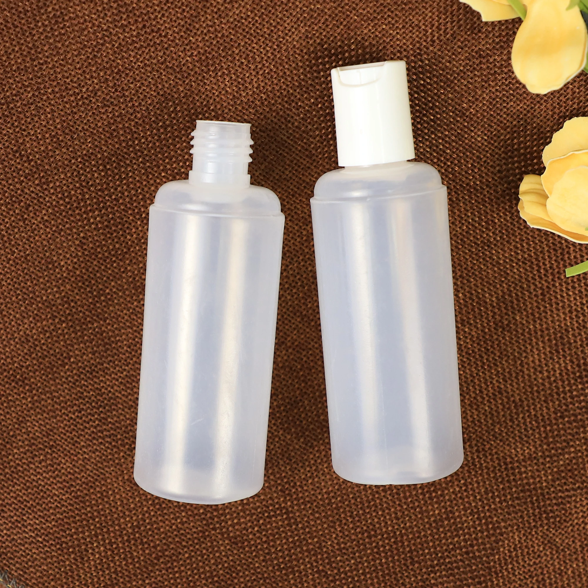 
Hot Selling Wholesale Lotion Bottle Oil Plastic Bottle for Shower Gel 80ml 