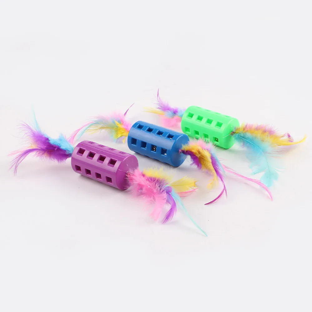 New Eco-Friendly Pet Supplies Plastic Pet Cat Toy Two Feather Stick with Small Bell