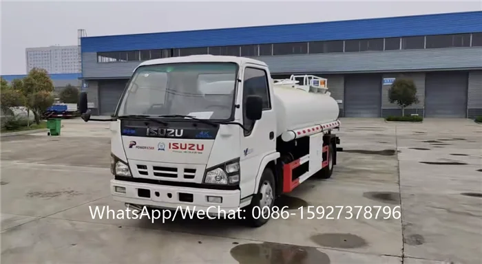 water truck ISUZU (1).png