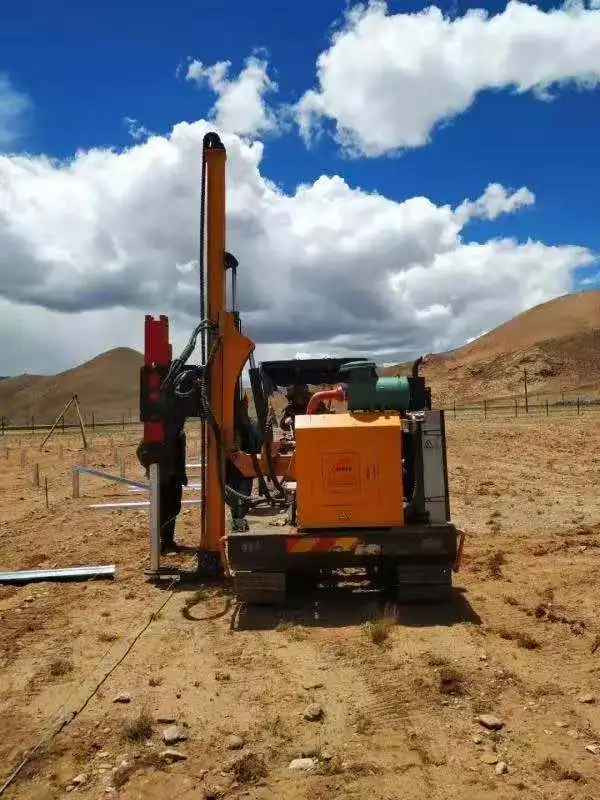  Hydraulic Ground Screw Solar Pile Drilling Machine Crawler Drive