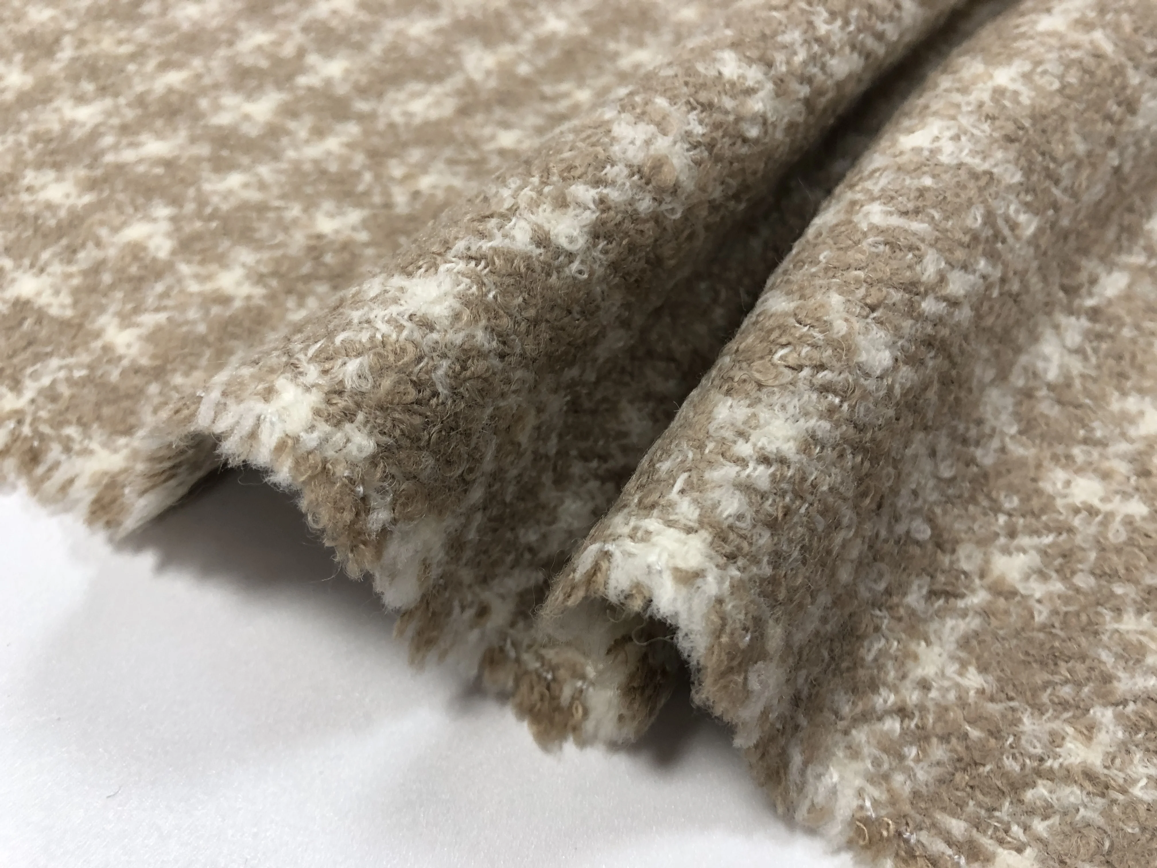 FREE sample wholesale stock 30% wool tweed plaid fabric low price MOQ