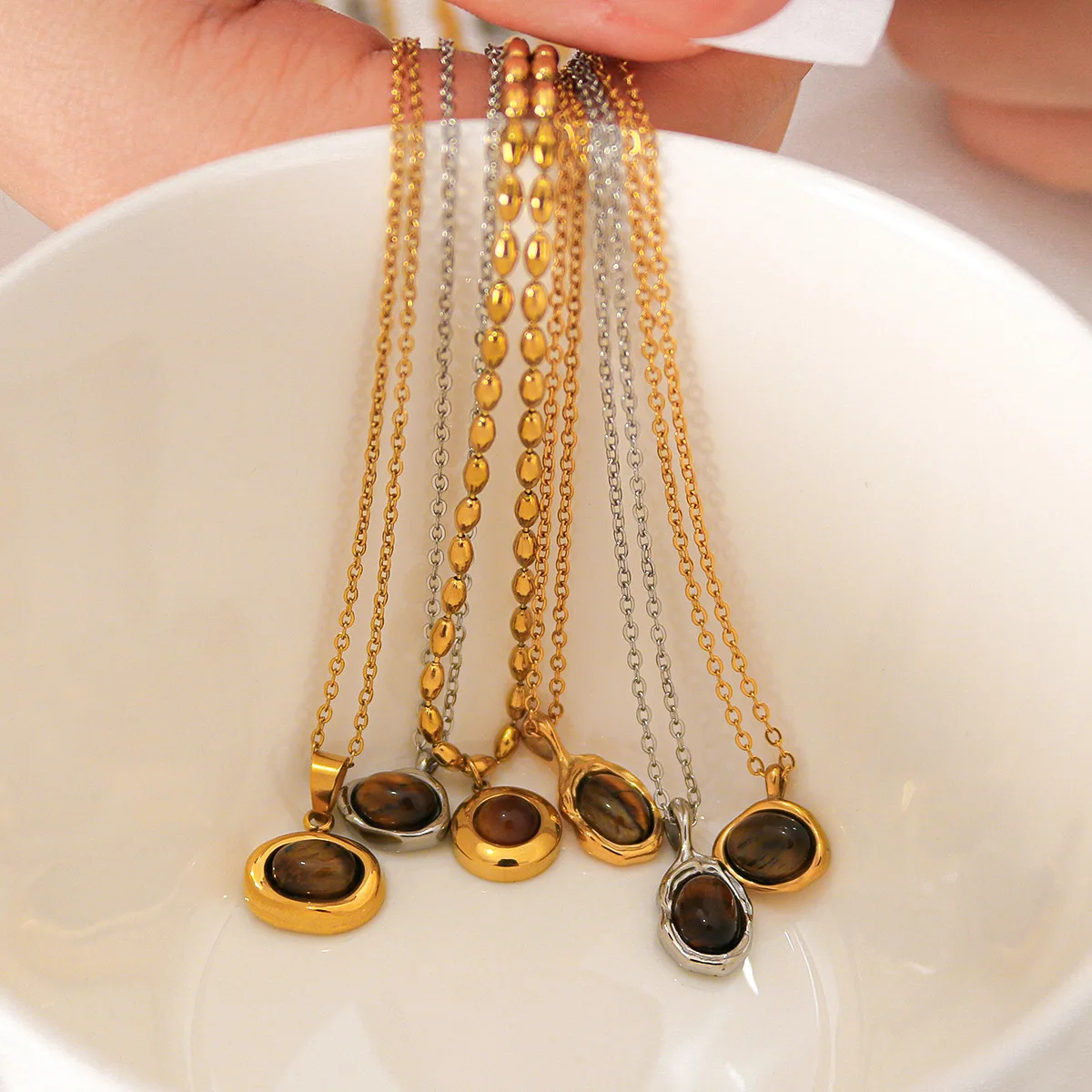 DUYIZHAO Fashion Vintage Stainless Steel Natural Stone Tiger Eye Opal Cat Eye Geometric Round Oval Necklace For Women