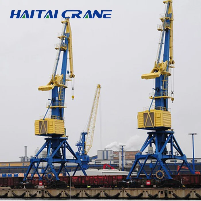 Customized 20-200 ton portal  electric level luffing crane for lifting heavy objects in shipyards and ports