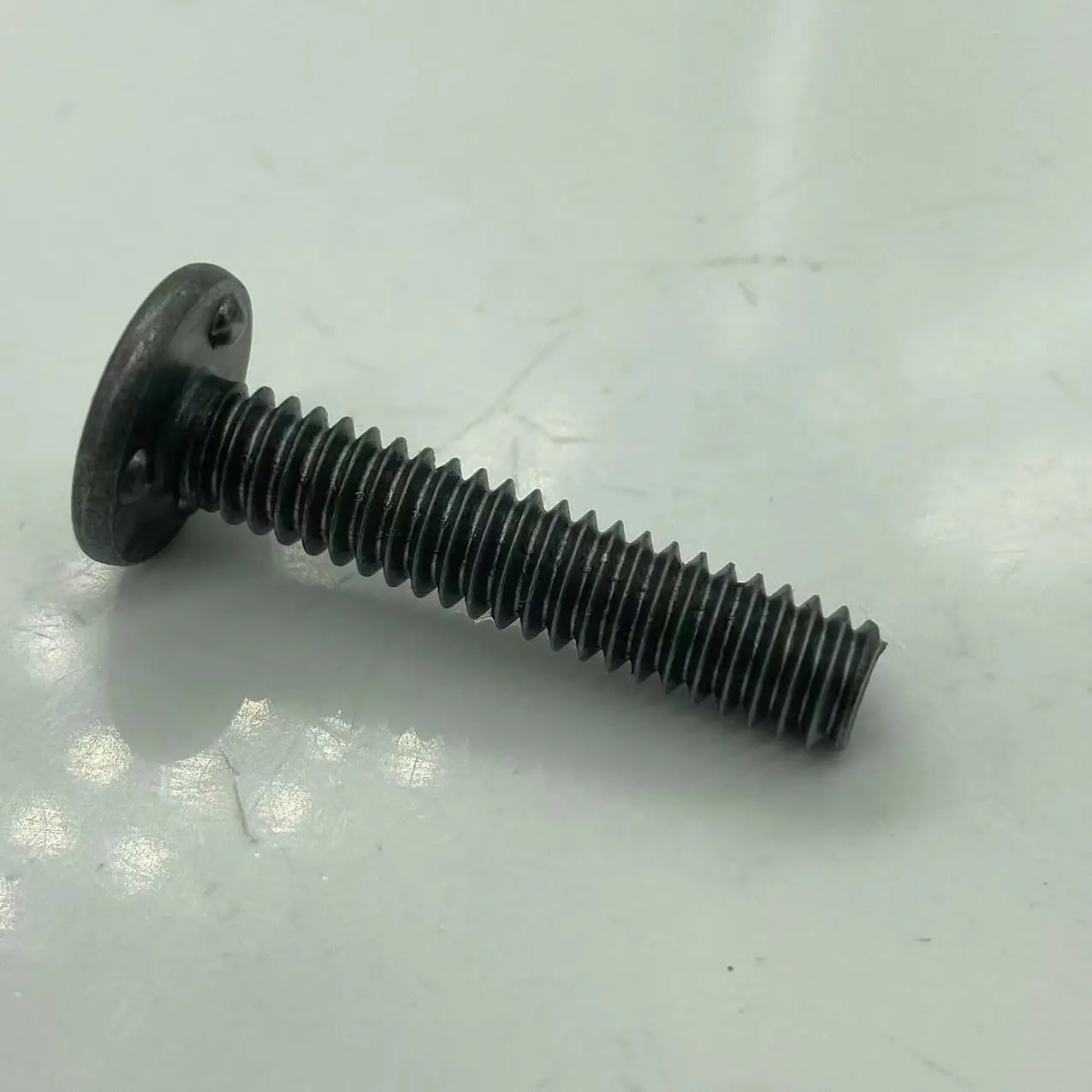 Lower bearing surface three point welding screws 1/4-20*1-1/4 Custom fasteners