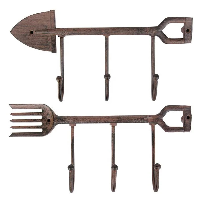 Esschert Design Antique Rust Cast Iron Spade Fork Hanger Hook