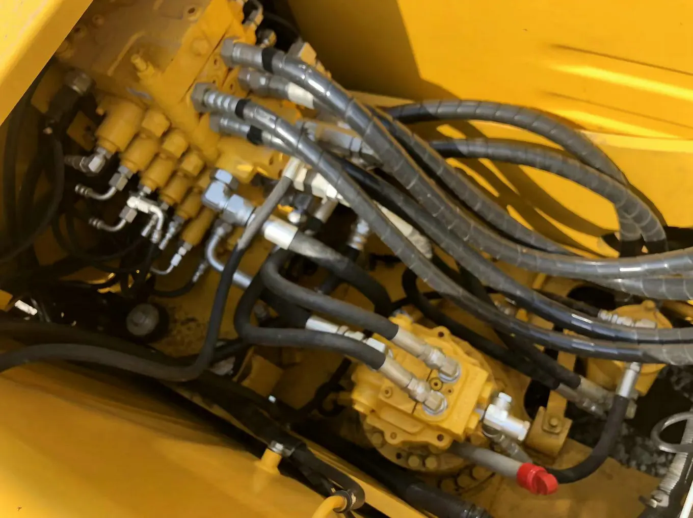 Free shipping Komatsu PC110 Used hydraulic crawler excavators 11ton PC110-7 Second-hand bucket diggers