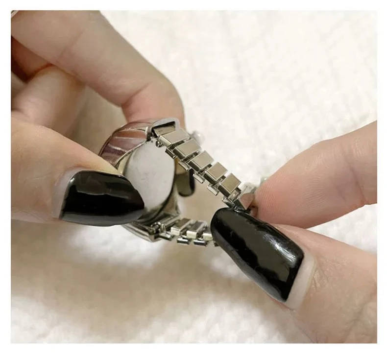 Gem Flower Can See Time Finger Watch Retro Hot Selling Temperament Ring Watch Women Wholesale Digital Finger Ring Watch