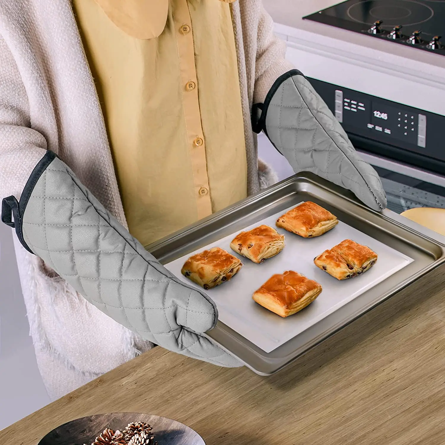 2022 Grey House Heat-Resistant Oven Mitts Kitchen Oven Mitt Gloves