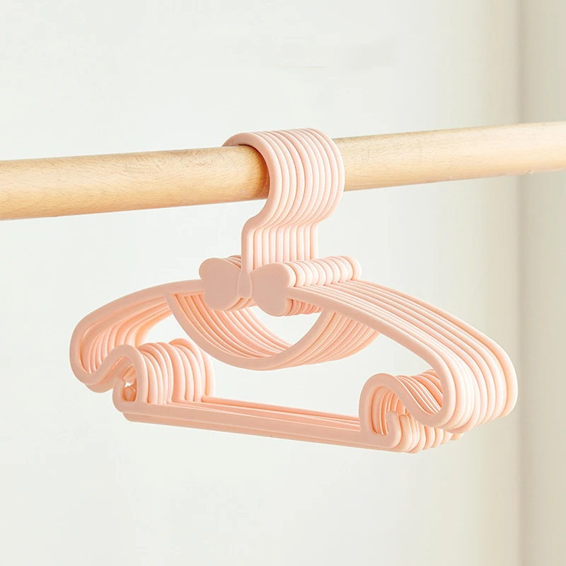 Colorful Child Baby Plastic Hanger Eco Friendly PP Materials Cute Kid Hanger for Clothes