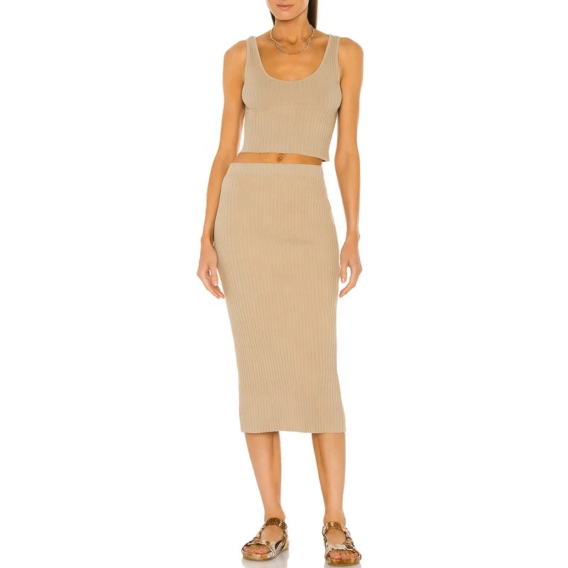 OEM service 100% polyester Women red puff sleeves blouse top with skirt clothing 2 piece set