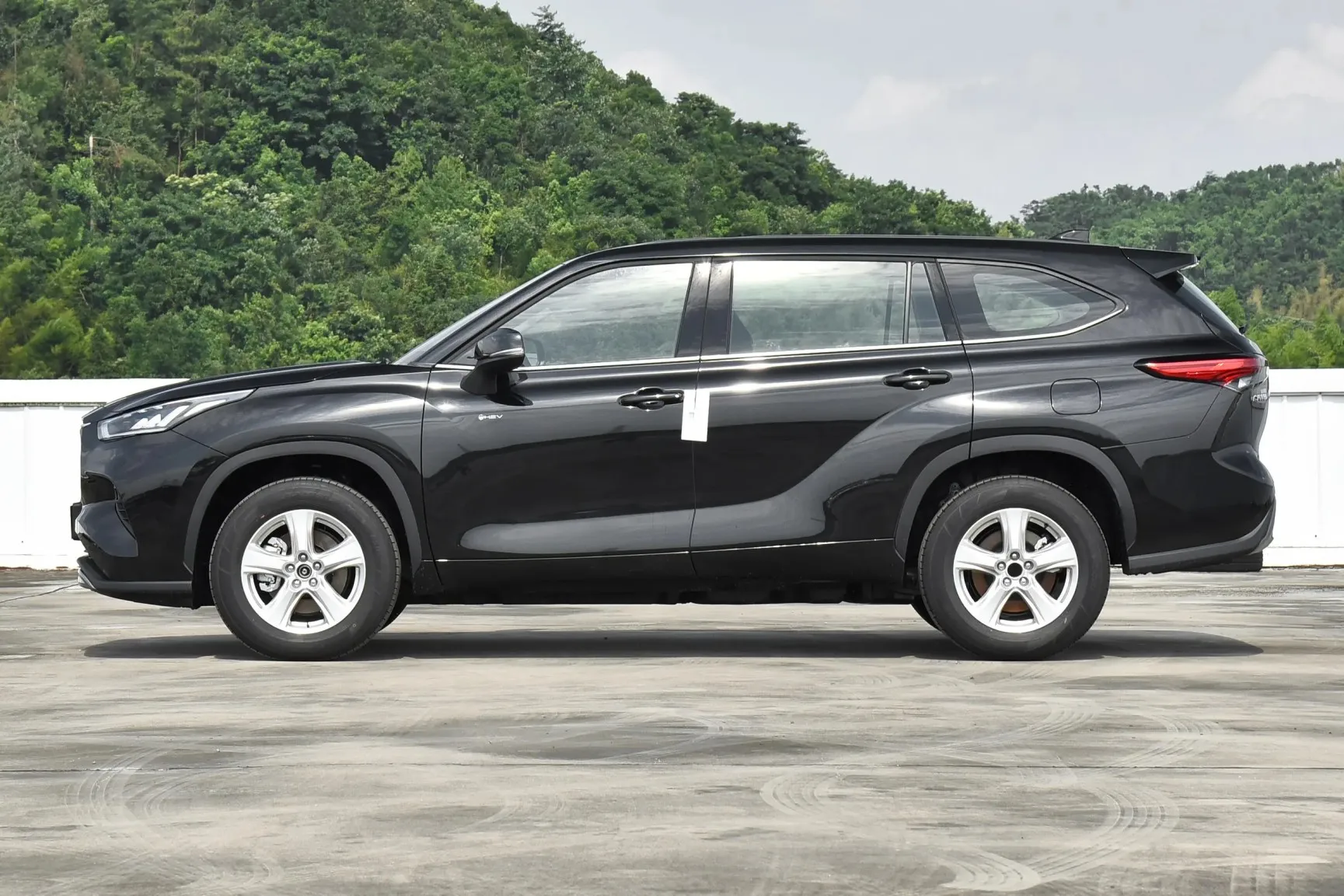 2024 2025 Новый внедорожник семейный пользователь TOYOTA HIGHLANDER 2.5L Гибридный 4WD Премиум 7-местный заводская цена на продажу