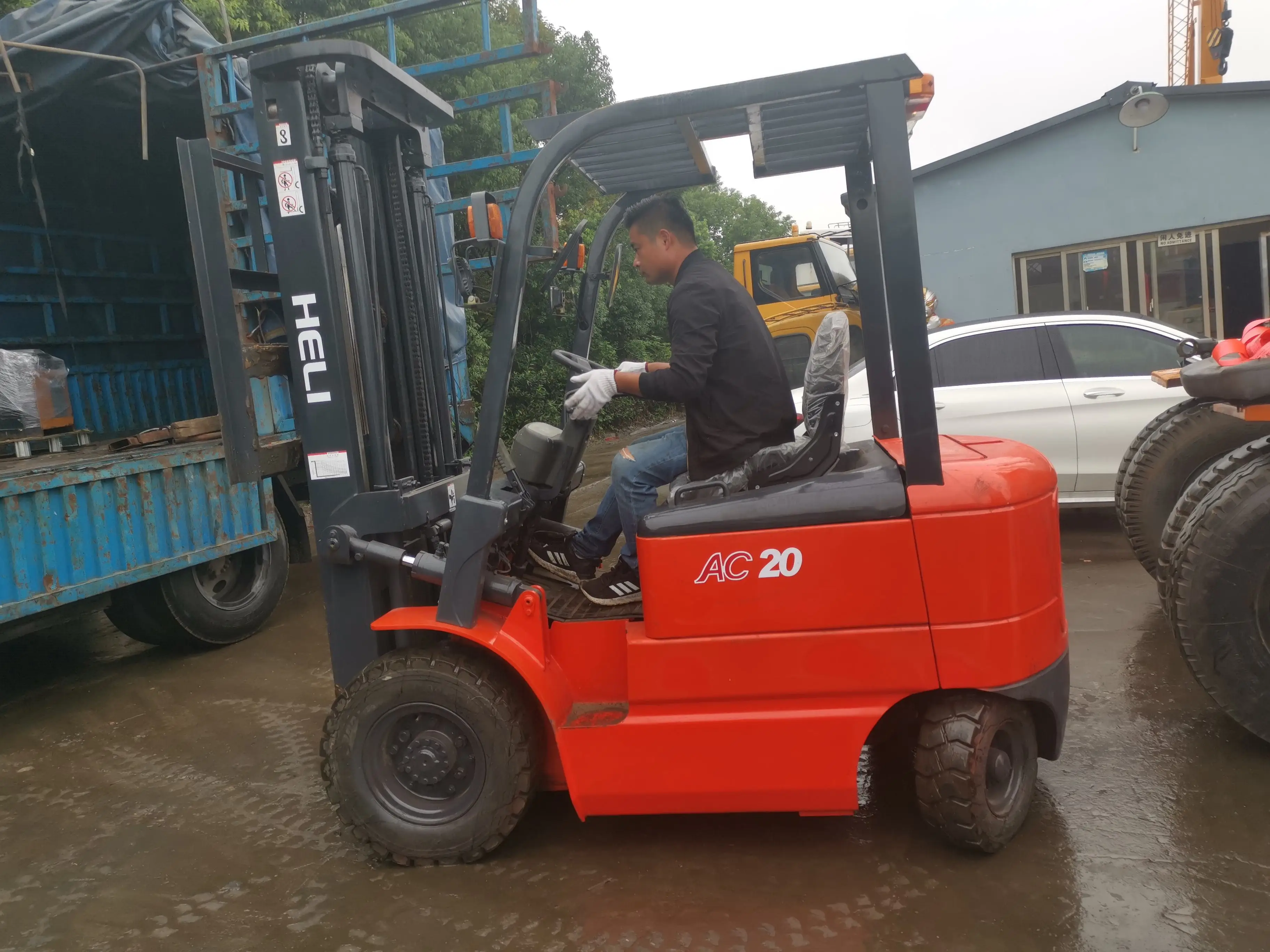 HELI 2ton Forklift CPD10 CPD15 CPD18 CPD20 1Ton 1.5Ton 1.8Ton 2 Ton Electric Forklift Truck