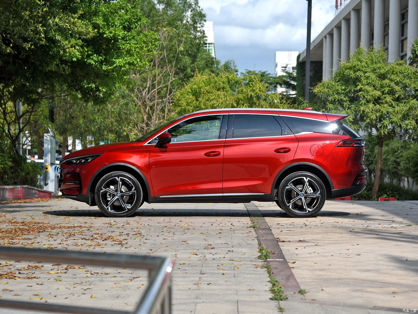 New Car Auto Chinese Manufacturer High Speed BYD  Tang  Electric Car / BYD EV  Tang Han Ev Electric Car