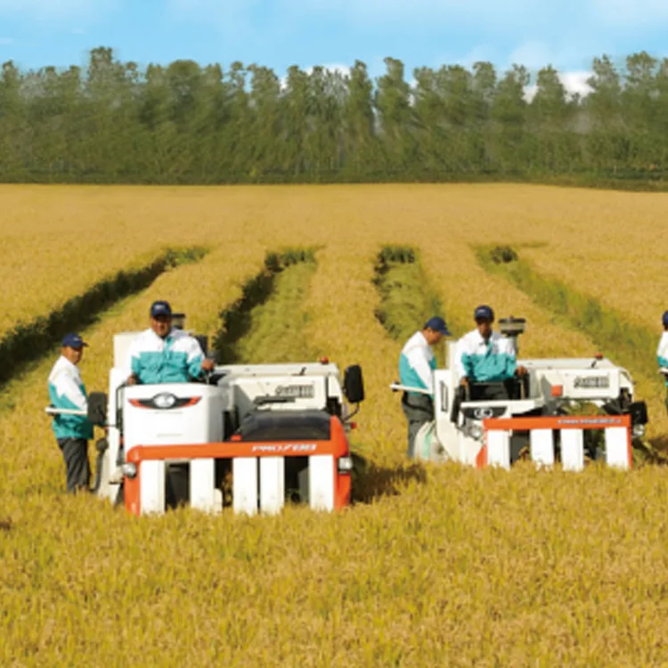 KubotaPRO888GM Kubota б/у комбайн кукурузный рисоуборочный дешевая