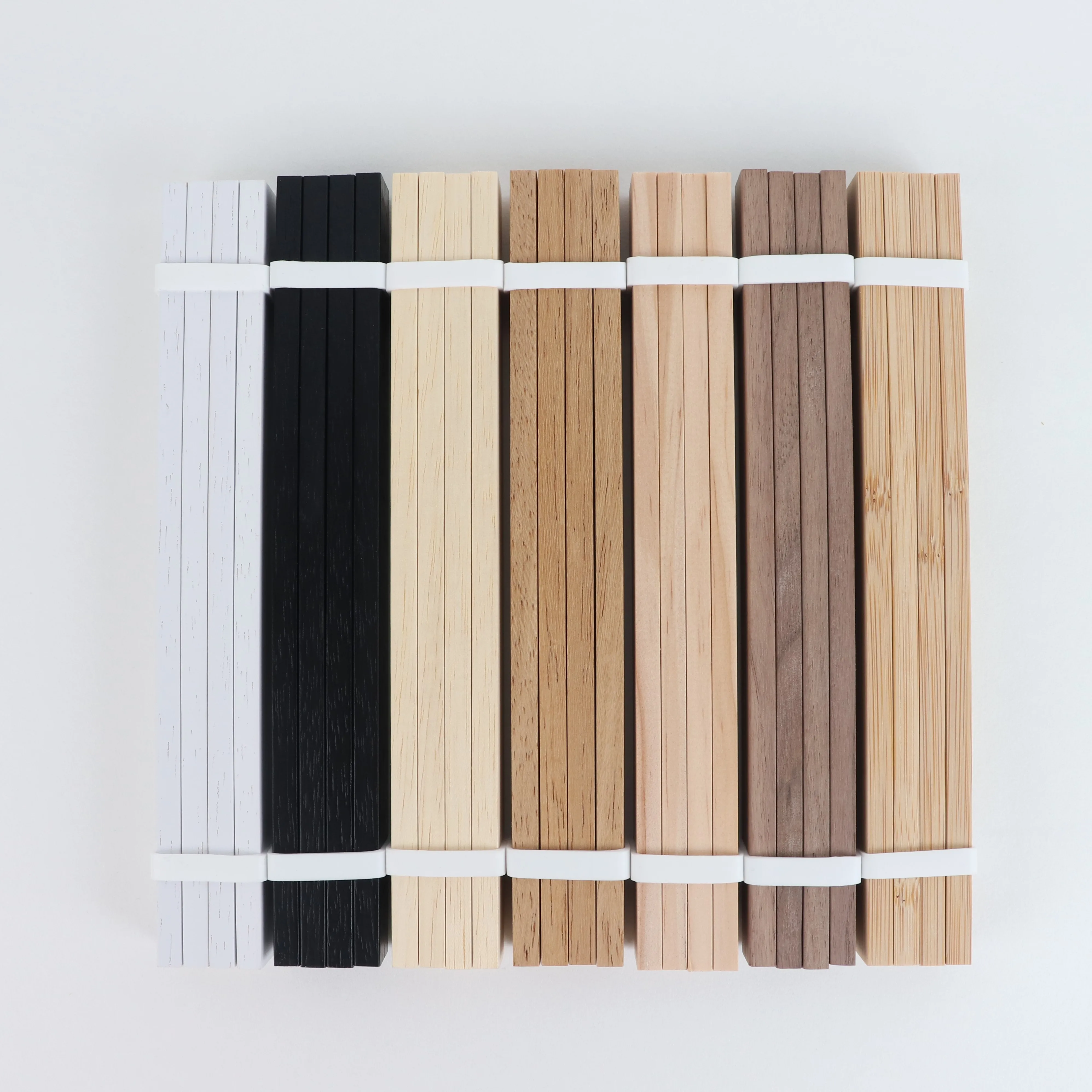 Customized Size Magnetic Poster Hanger Frame Wooden frames For Walls Decoration Artworks print