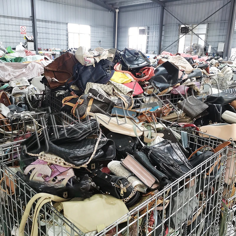China factory wholesale bulk stock mixed box bales high quality big handbags for women