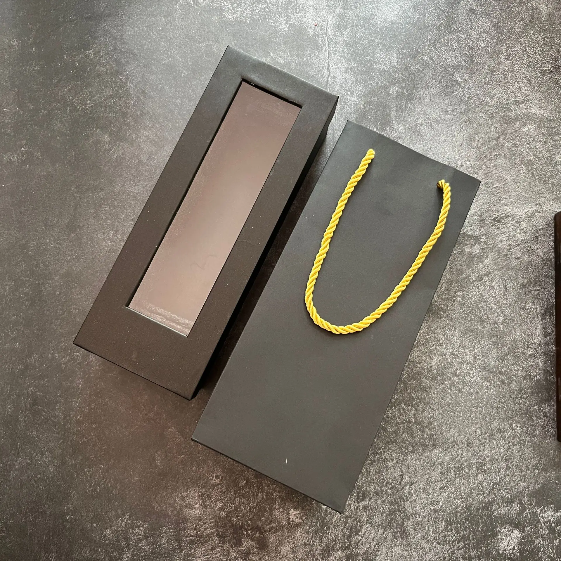 Thermos Cup Bottle Gift Box Cover Transparent Window Gift Holiday Companion Gift Packaging Box Printed Logo