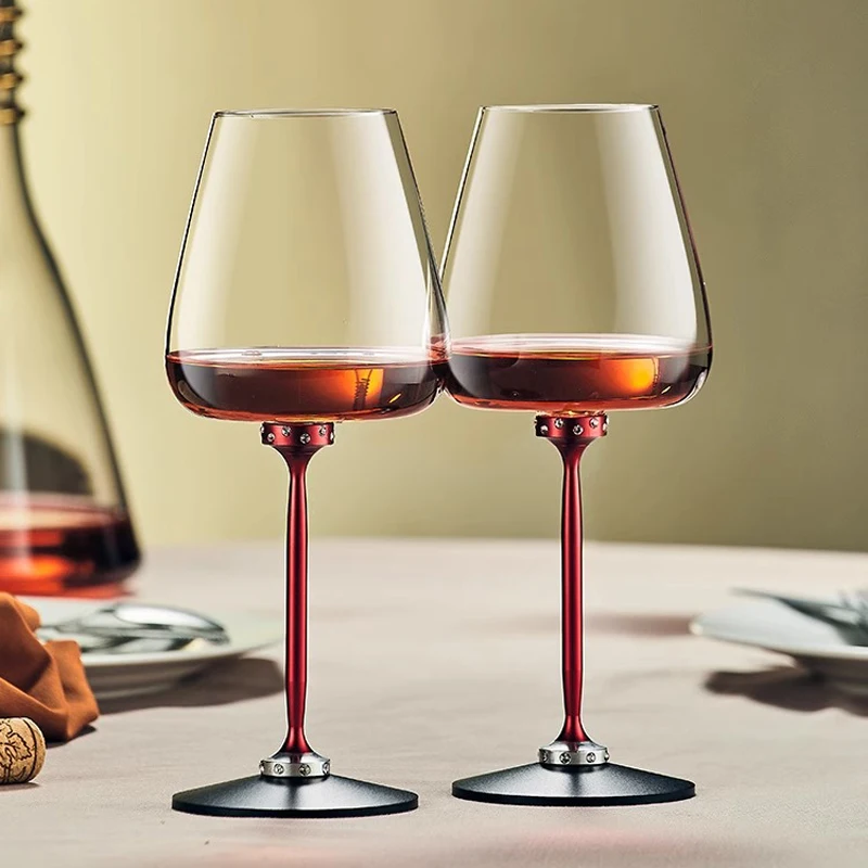 Wholesale Customised Luxury Gift Rotating metal red wine glass for wedding gifts