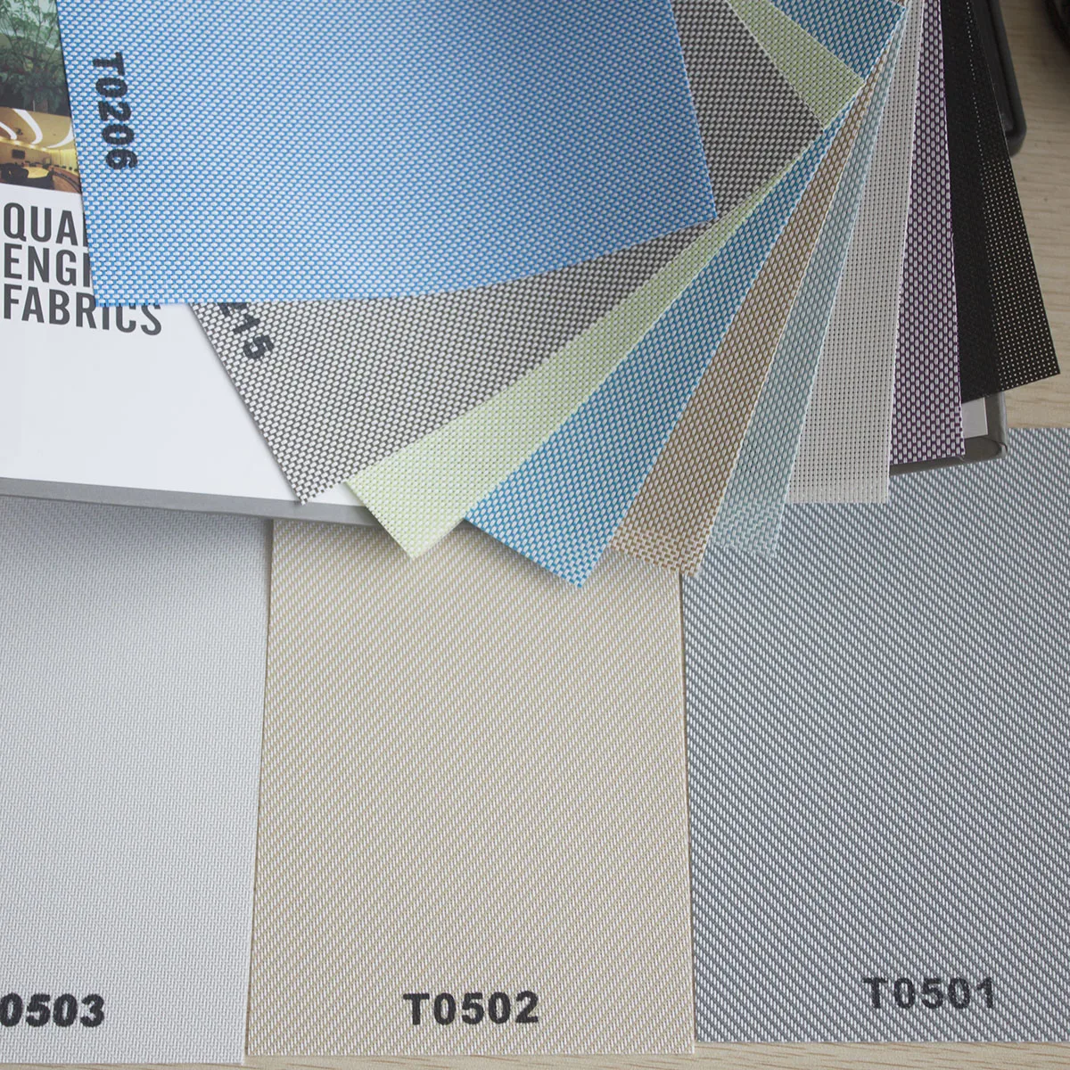 High quality manufacturer supplier sun screen 30% polyester 70% PVC blackout sunscreen roller curtain fabrics for blinds