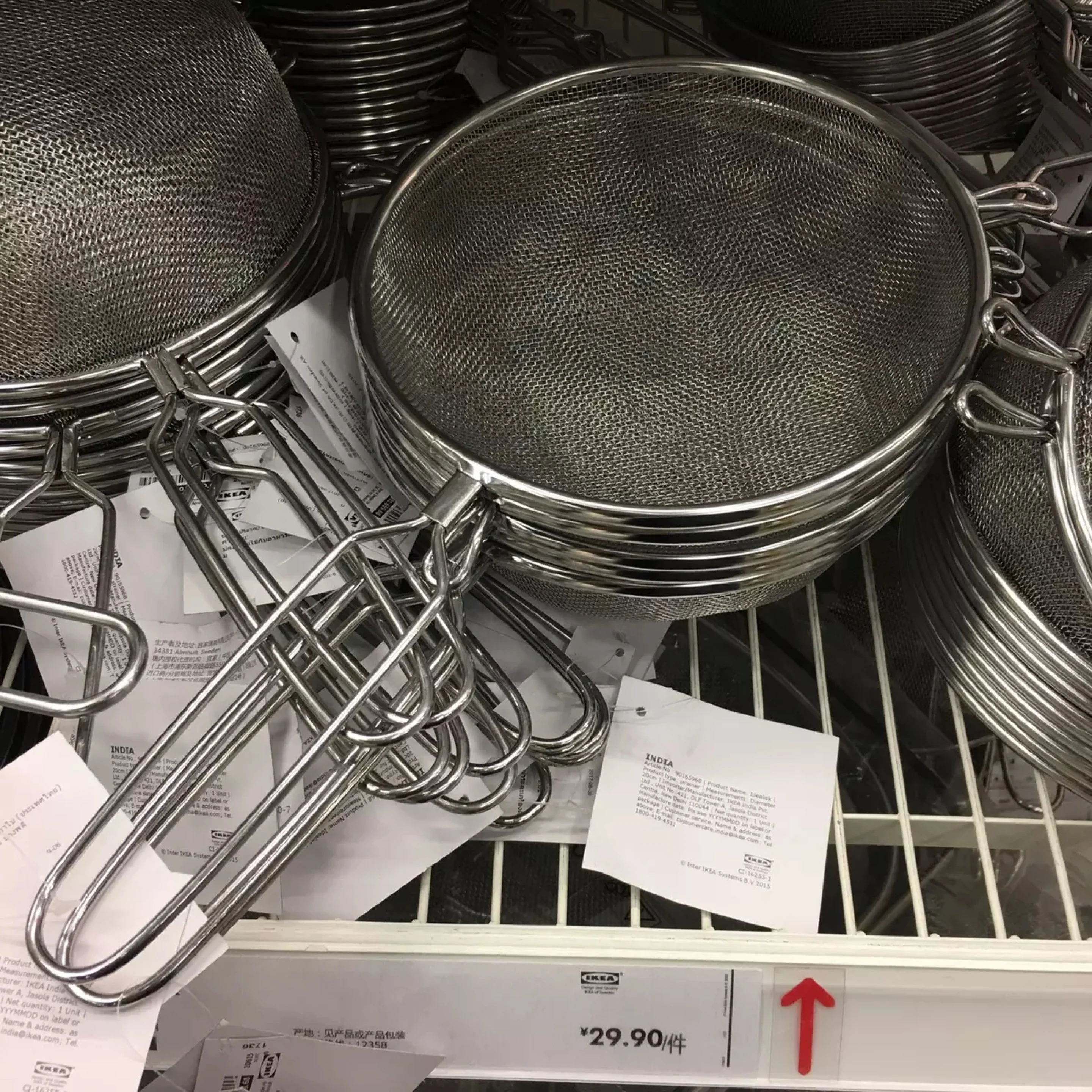 High Quality Stainless Steel  Kitchen Strainer Fine Mesh Strainers With Wooden Handle