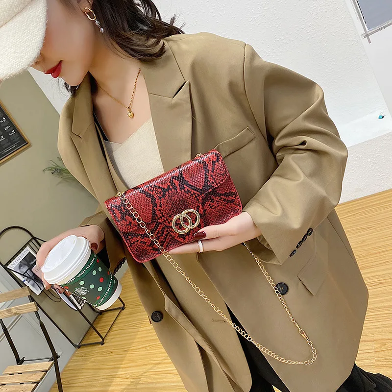 2022 Cheap Women Snakeskin Clutch Bag Crossbody Purses Evening Party Prom Shoulder Messenger Handbags With Chains
