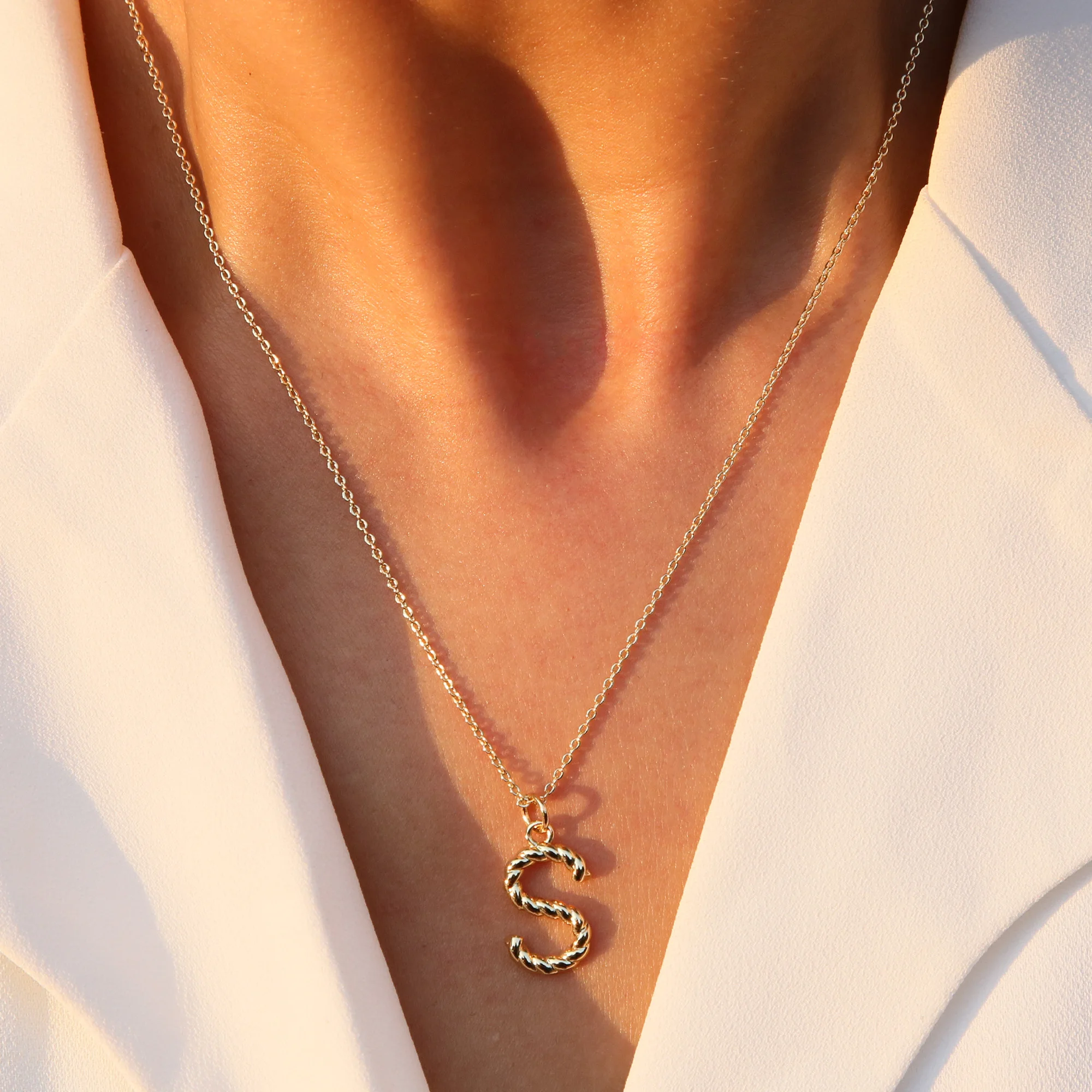 Brass Twist Initial Necklace Fashion Jewelry Letter Pendants For Necklace Couples Gold Necklace Women Men