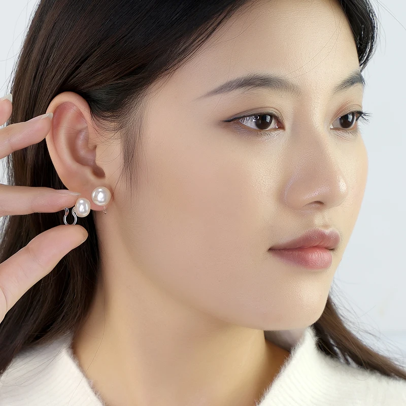 Elegant and minimalist style with imitation pearl resin ear clips charming pearls for jewelry making