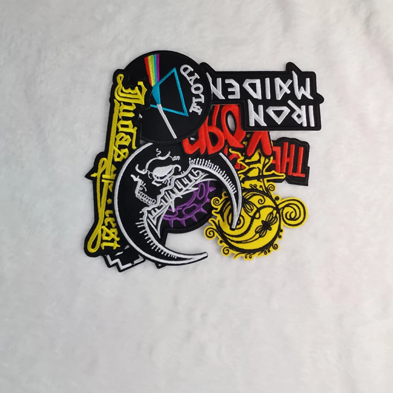 Hot sale baseball football embroidery iron on round sports team patches for jersey hat small flag custom embroidery patches