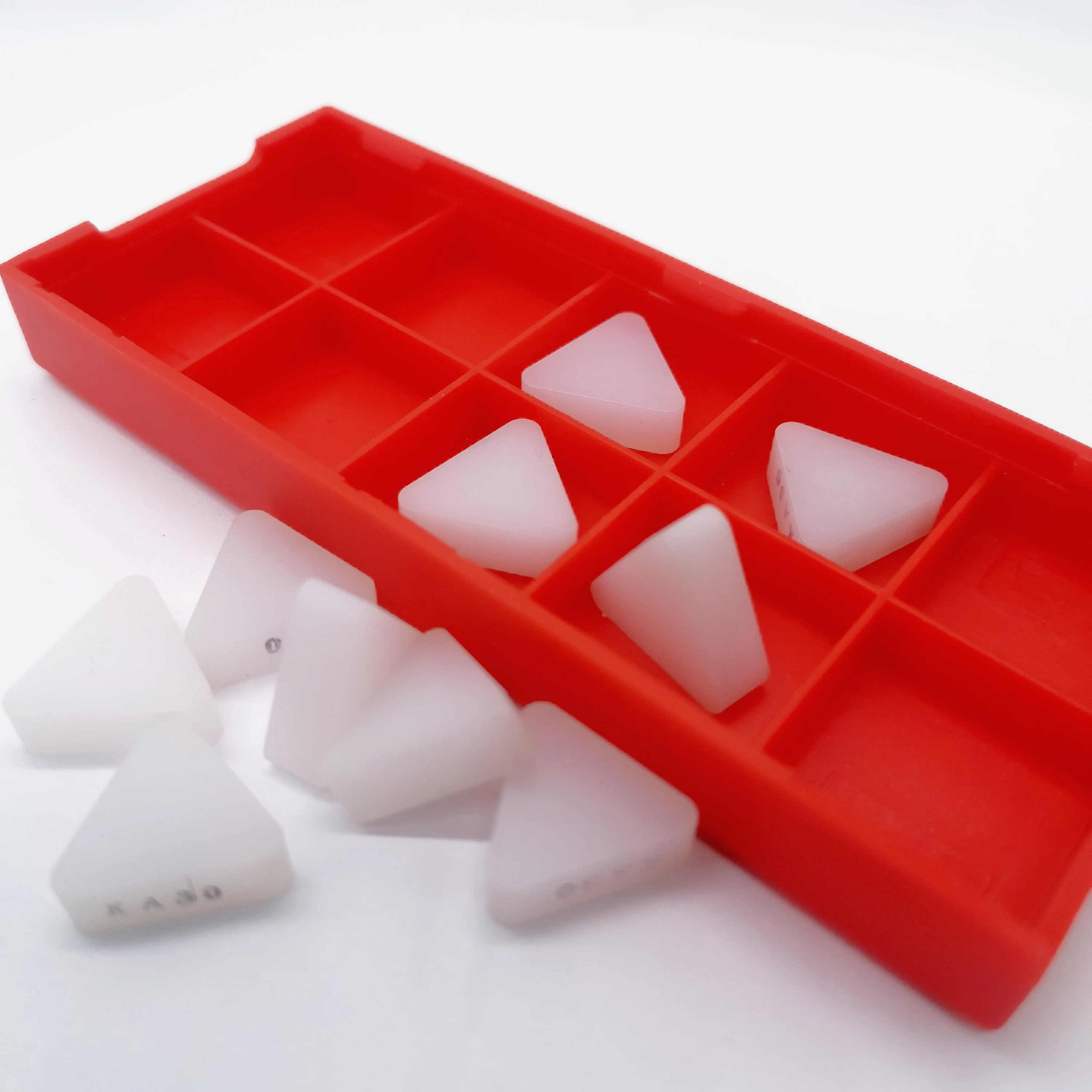 TNGN160416 Ceramic Inserts High Hardness TNGN160416 KA30 White Ceramic Blade For Cast Iron Processing