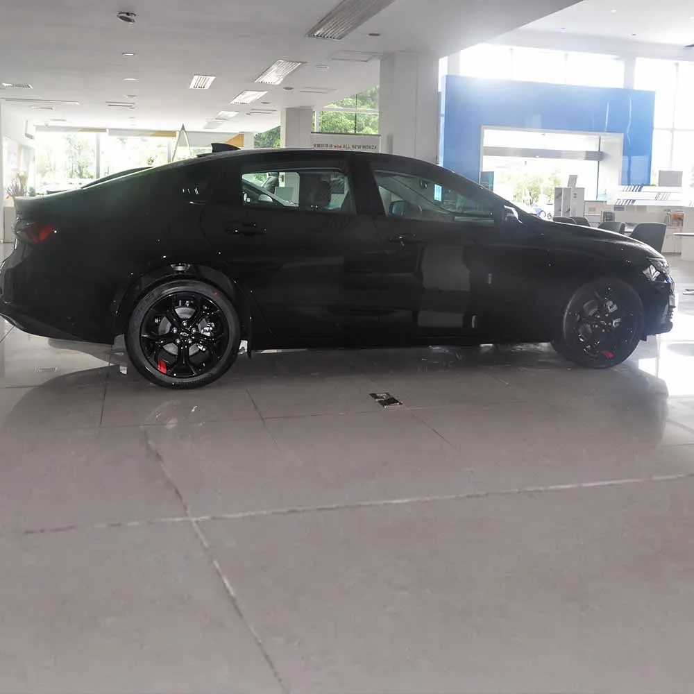 Malibu XL Chevrolet Cars Cheap Gasoline Cars LHD 4-door 5-seater Sedan Brand New Petrol Cars for Sale
