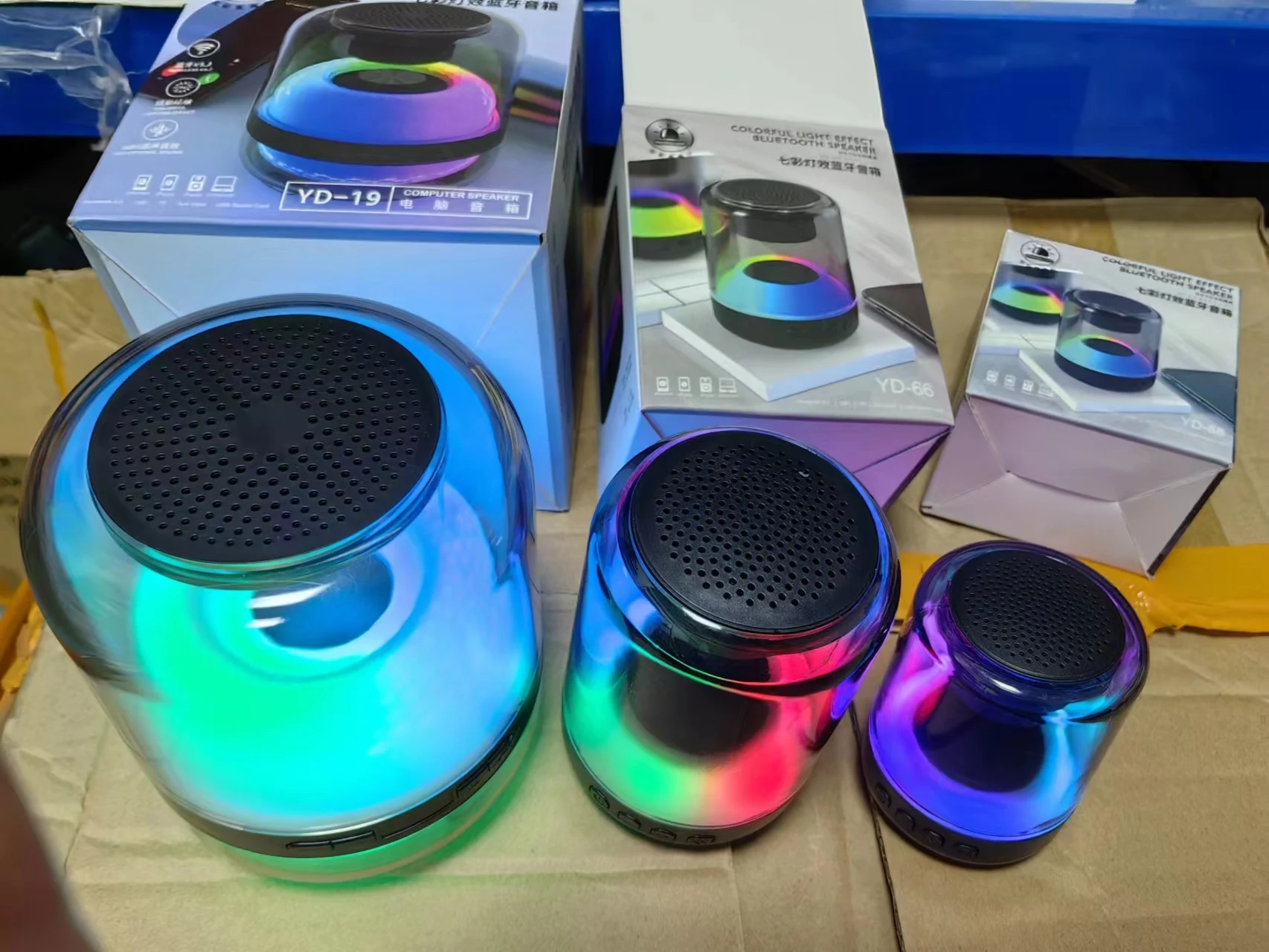Оптовая продажа 5 Вт Цветной rgb светодиодный светильник игровой bluetooth-динамик usb-зарядка портативный беспроводной мини-динамик для мобильного