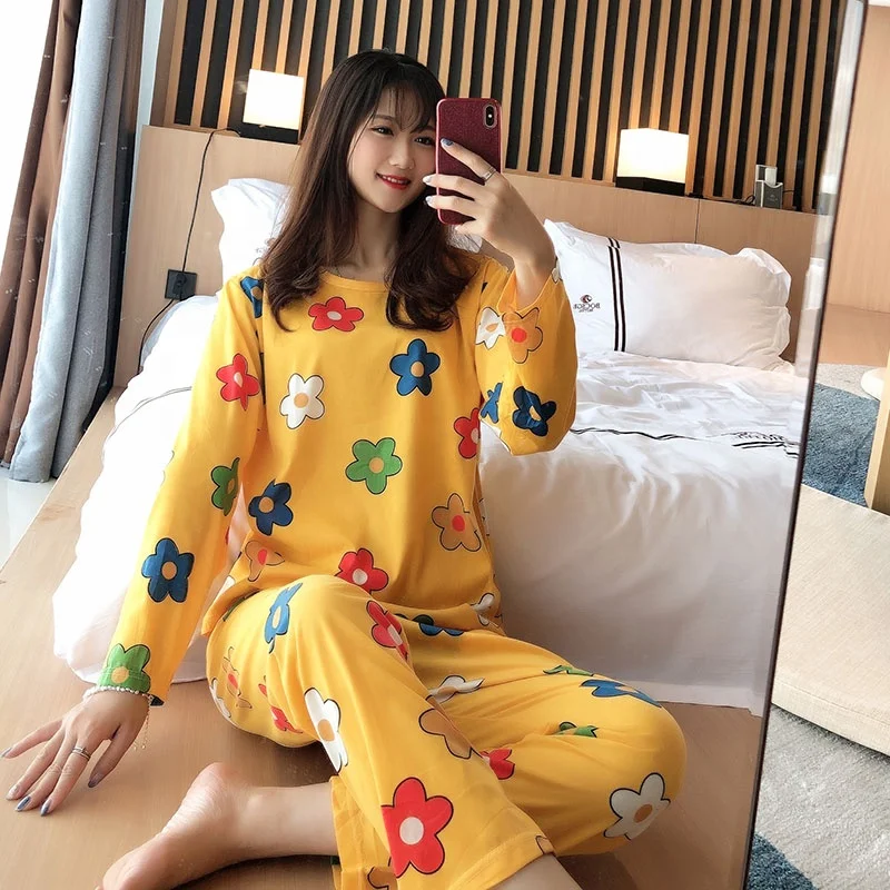 Spring and autumn ladies multicolor pattern round neck long pajamas and home wear