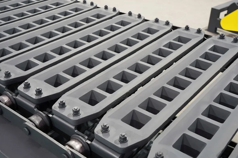 copper melting furnace tilt crucible aluminum oven aluminium ubc scrap smelting oven for ingot casting line billet conveyor 0.5T