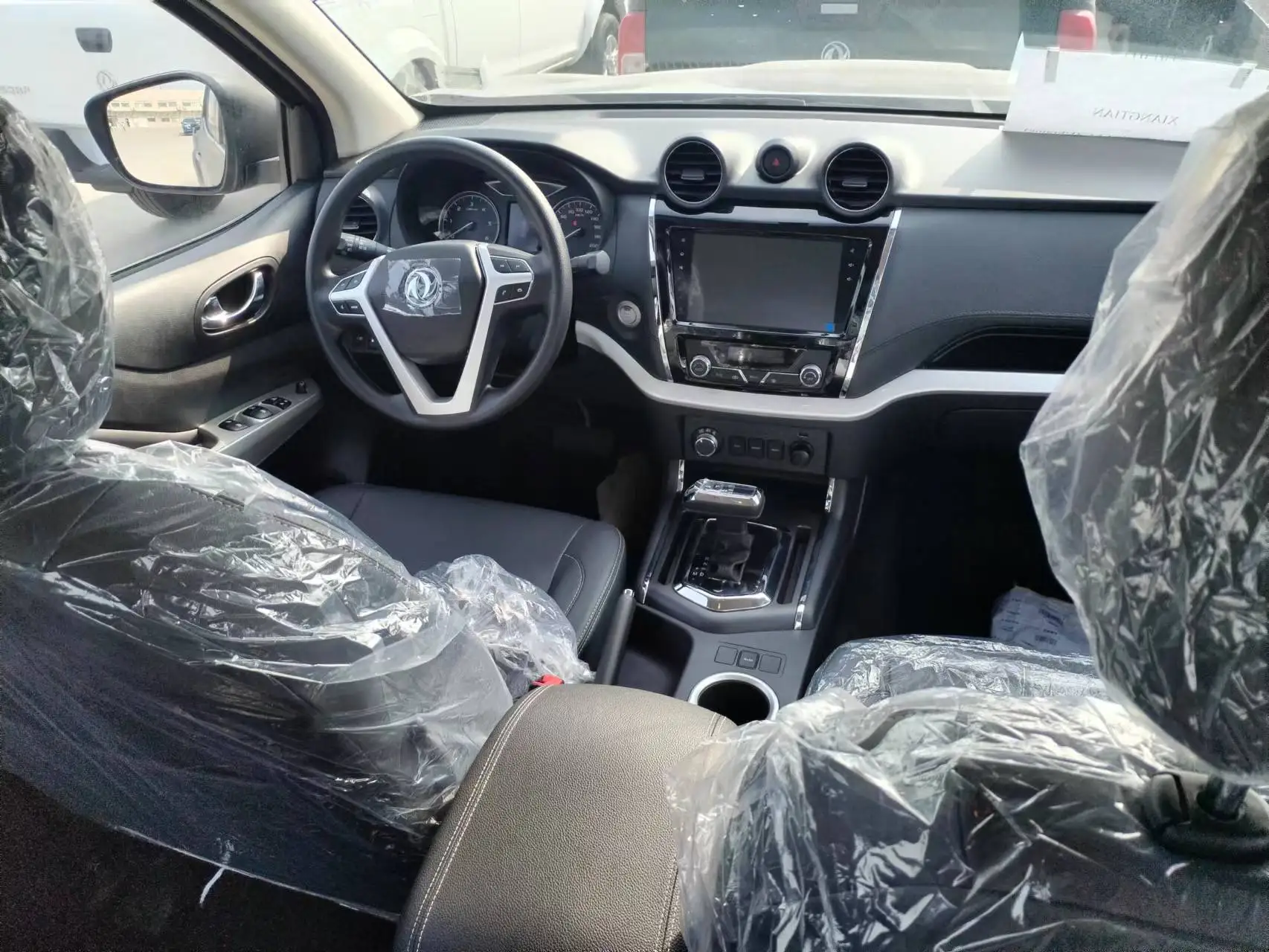 Высококачественный пикап Dongfeng 4x4 4WD автоматическая передача 8AT с двойной кабиной для продажи