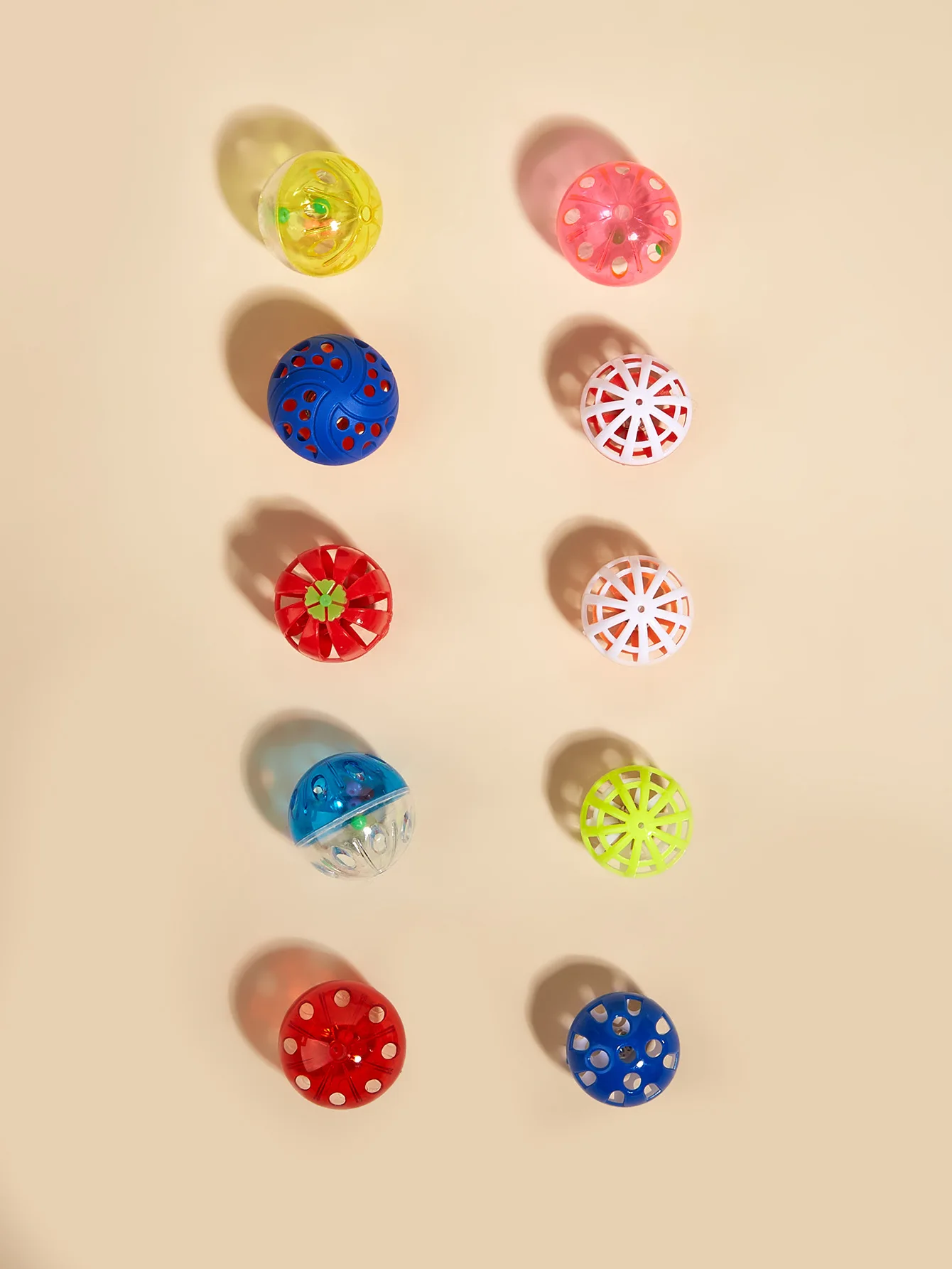 2024 hot-selling Cute creative hollowed out plastic cat pumpkin ball interactive toy with bell colorful bell plastic ball