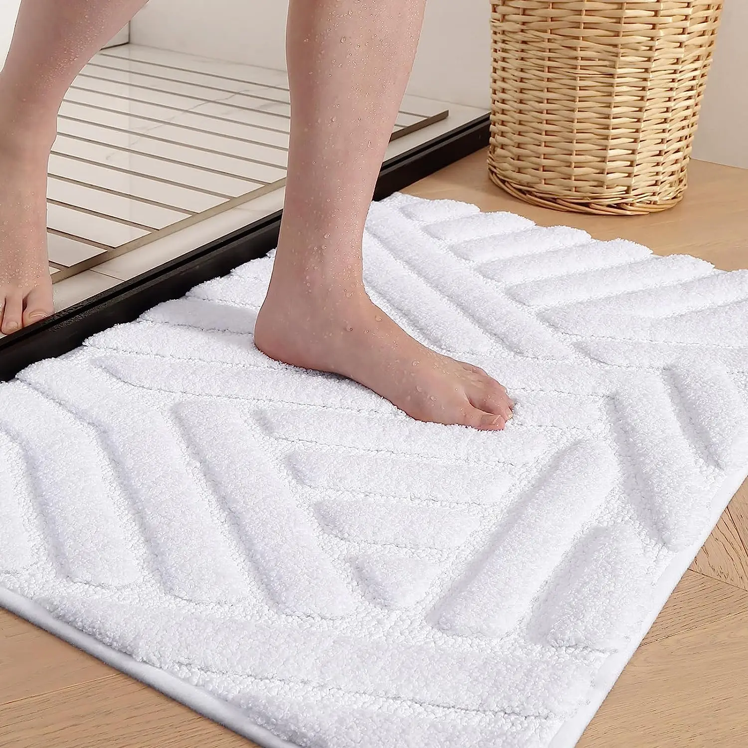 New Custom Design Machine Washable Non Slip Bathroom Rugs Absorbent Soft Microfiber Bath Mat 40*60cm or Customized Size