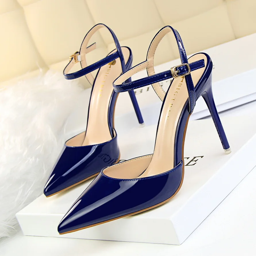 New Products Big Size Pointed Sexy Girl Party Shoes Europe Fasion Women Shoes Lady Shoes